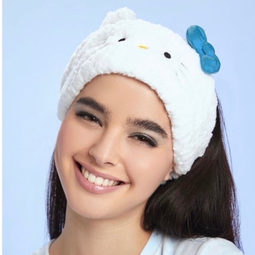 Forever 21 Hell kitty Head wrap